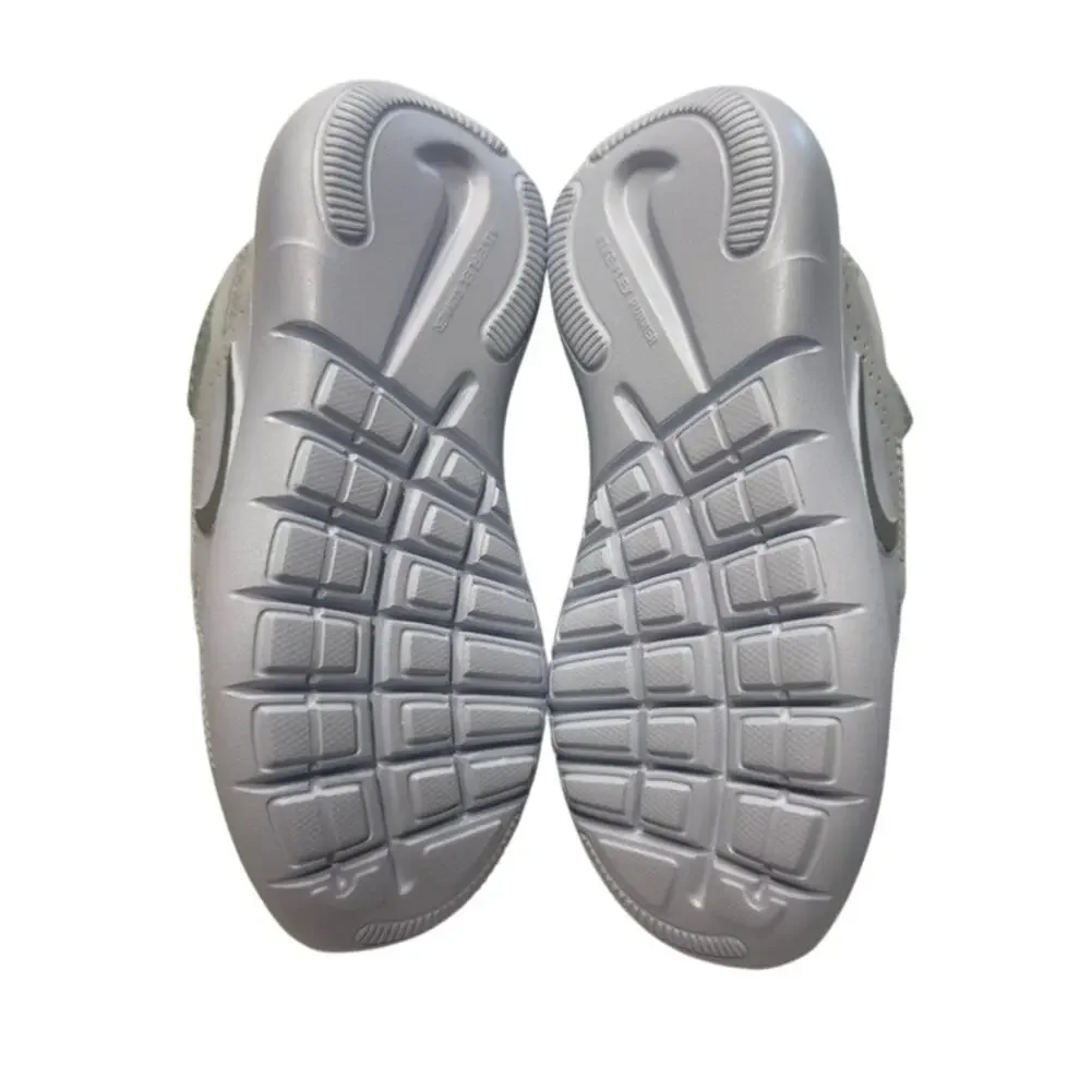 Nike Kids' Preschool Flex Runner 4 Shoes in Barley Green/Light Silver, Size 11C
